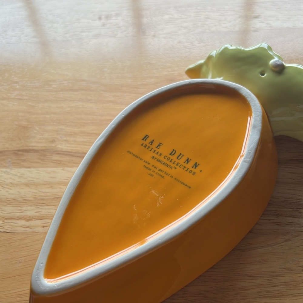 “EASTER SPECIAL FREE SHIPPING” NWT Rae Dunn “I Don’t Carrot All” ceramic dish - Picture 4 of 4